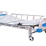 CAMA MECÁNICA BAIYANG DE 3 SECCIONES CON 2 MANIVELAS COLOR AZUL  BYG-A-112